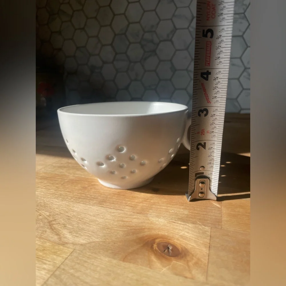 Crate & Barrel White Berry Colander Mug